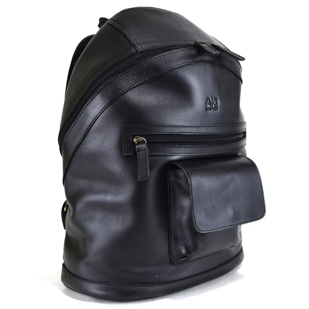 Classic Backpack in Black Leather - final sale no exchange